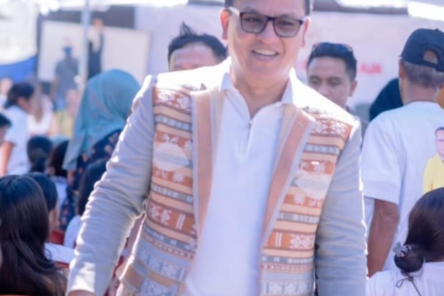 12300990-F90A-4631-8DD9-DB5BFE3988A6