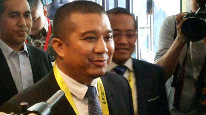 erwin-aksa-bantah-mundur-calon-ketum-pssi_20161110_170847